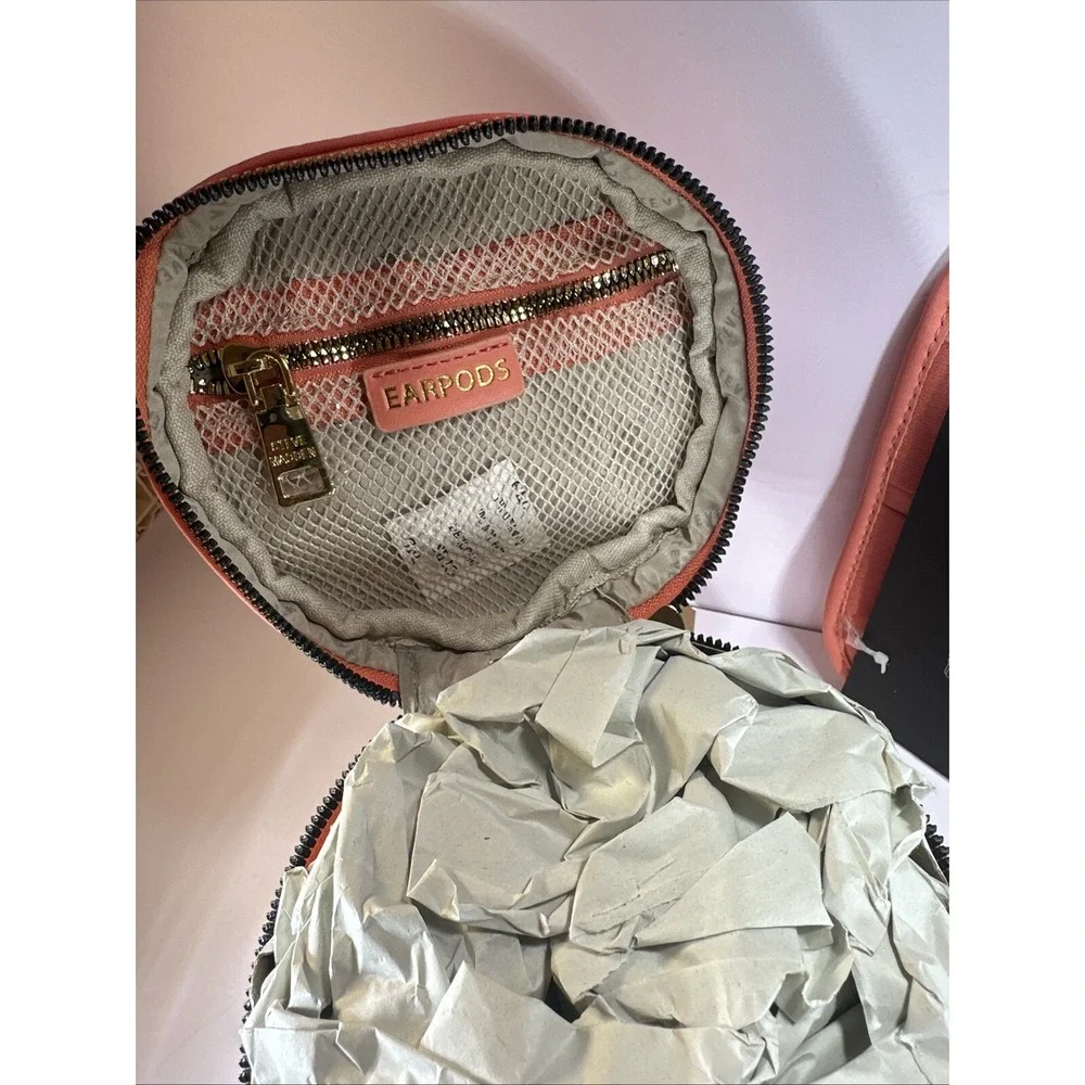 Steve Madden✨ Tech Pouch And Travel Cup Holder✨Ocean‎ Coral✨NWT